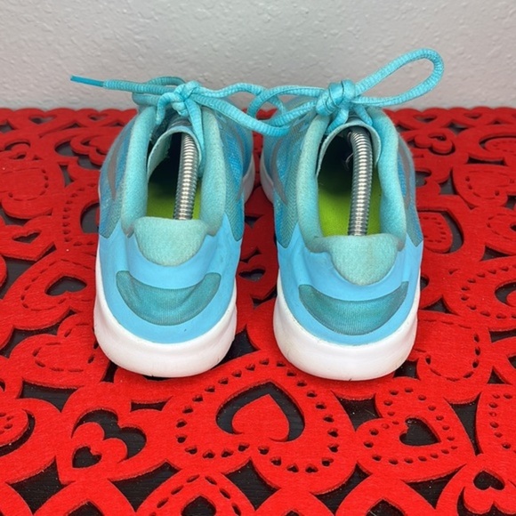 Nike Free Running Shoes - Picture 4 of 8